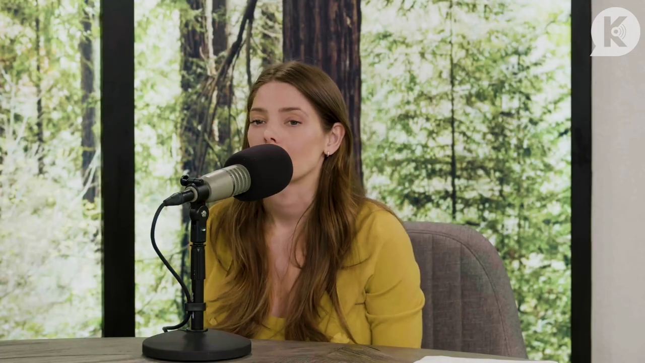 Ashley-Greene-dot-nl_TheTwilightEffect-Aflevering7NewMoonRewatchPart2of3-3468.jpg Ashley-Greene-dot-nl_TheTwilightEffect-Aflevering7NewMoonRewatchPart2of3-3468.jpg