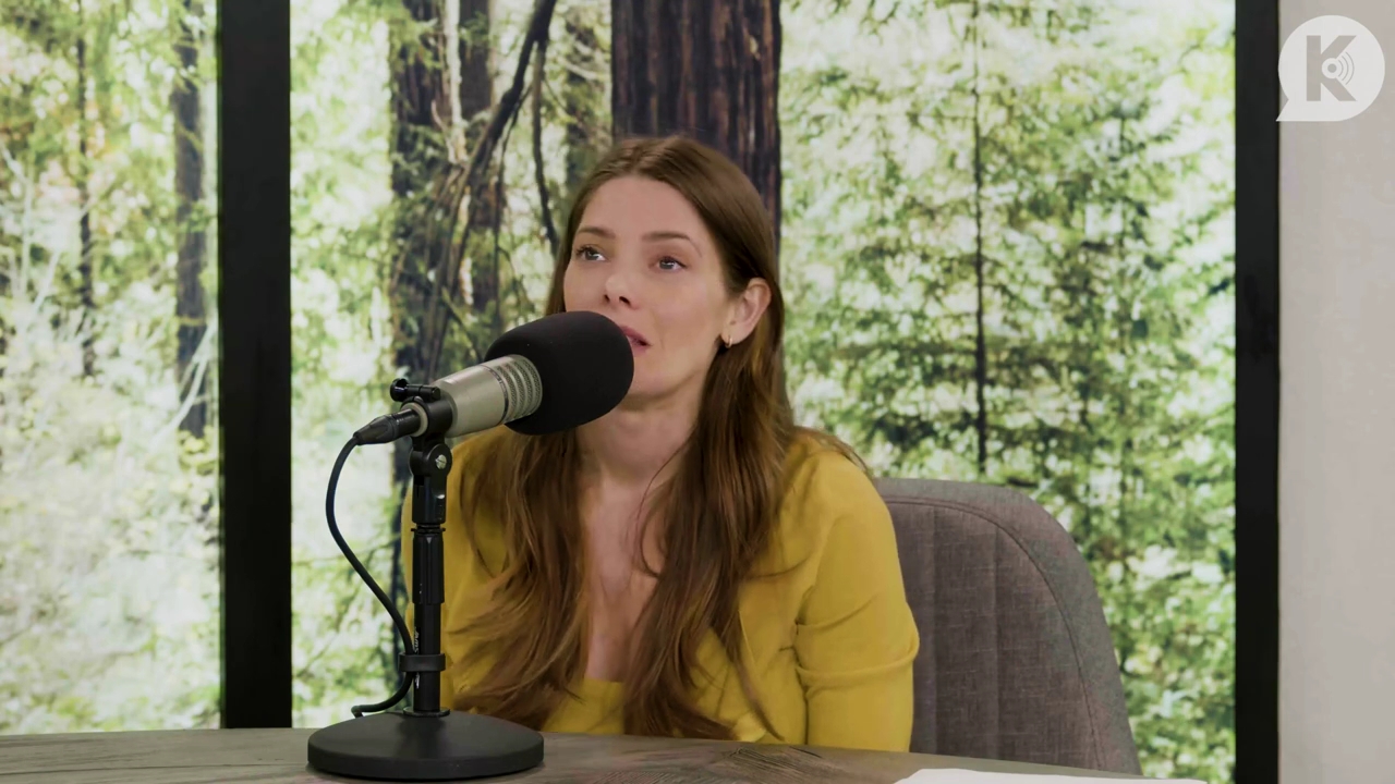 Ashley-Greene-dot-nl_TheTwilightEffect-Aflevering7NewMoonRewatchPart2of3-3481.jpg Ashley-Greene-dot-nl_TheTwilightEffect-Aflevering7NewMoonRewatchPart2of3-3481.jpg