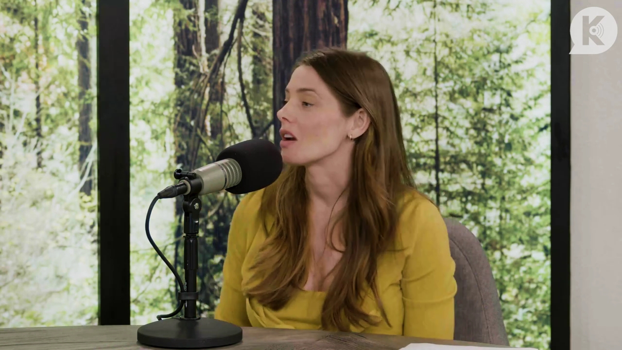 Ashley-Greene-dot-nl_TheTwilightEffect-Aflevering7NewMoonRewatchPart2of3-3483.jpg Ashley-Greene-dot-nl_TheTwilightEffect-Aflevering7NewMoonRewatchPart2of3-3483.jpg