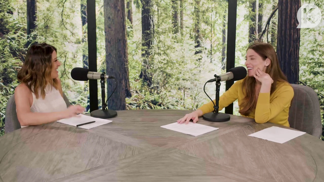 Ashley-Greene-dot-nl_TheTwilightEffect-Aflevering7NewMoonRewatchPart2of3-3525.jpg Ashley-Greene-dot-nl_TheTwilightEffect-Aflevering7NewMoonRewatchPart2of3-3525.jpg