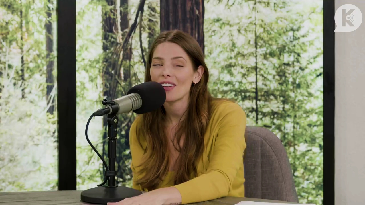 Ashley-Greene-dot-nl_TheTwilightEffect-Aflevering7NewMoonRewatchPart2of3-3579.jpg Ashley-Greene-dot-nl_TheTwilightEffect-Aflevering7NewMoonRewatchPart2of3-3579.jpg