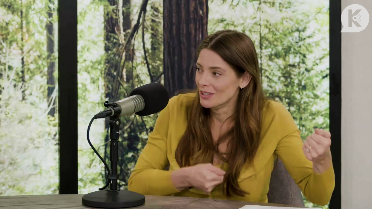 Ashley-Greene-dot-nl_TheTwilightEffect-Aflevering7NewMoonRewatchPart2of3-3594.jpg Ashley-Greene-dot-nl_TheTwilightEffect-Aflevering7NewMoonRewatchPart2of3-3594.jpg