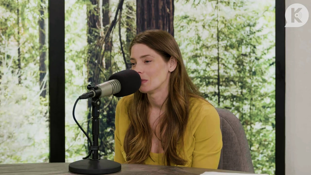 Ashley-Greene-dot-nl_TheTwilightEffect-Aflevering7NewMoonRewatchPart2of3-3599.jpg Ashley-Greene-dot-nl_TheTwilightEffect-Aflevering7NewMoonRewatchPart2of3-3599.jpg