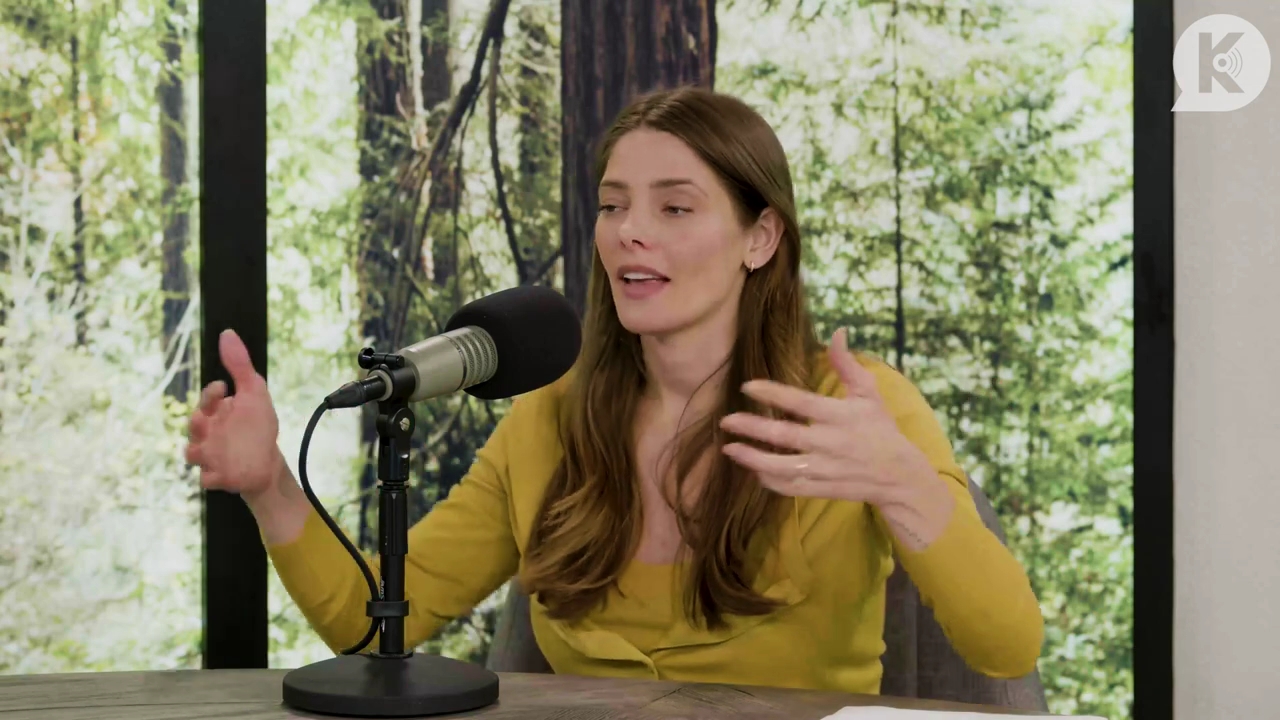 Ashley-Greene-dot-nl_TheTwilightEffect-Aflevering7NewMoonRewatchPart2of3-3616.jpg Ashley-Greene-dot-nl_TheTwilightEffect-Aflevering7NewMoonRewatchPart2of3-3616.jpg