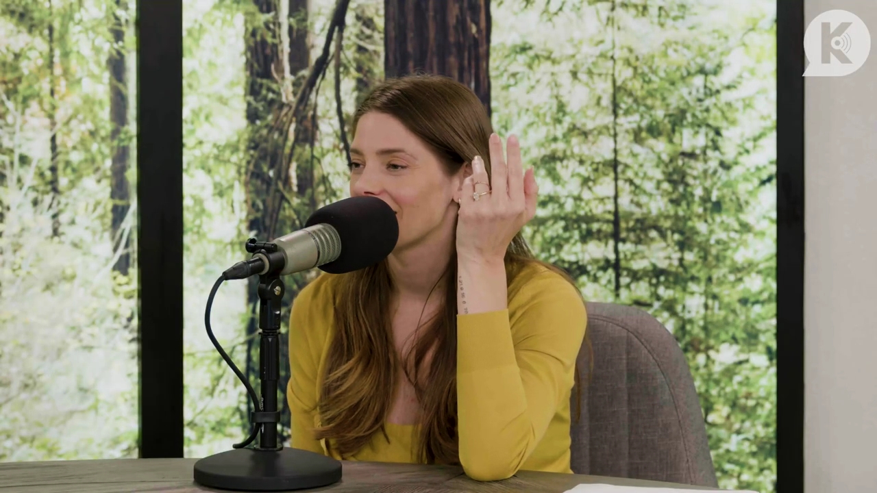 Ashley-Greene-dot-nl_TheTwilightEffect-Aflevering7NewMoonRewatchPart2of3-3633.jpg Ashley-Greene-dot-nl_TheTwilightEffect-Aflevering7NewMoonRewatchPart2of3-3633.jpg