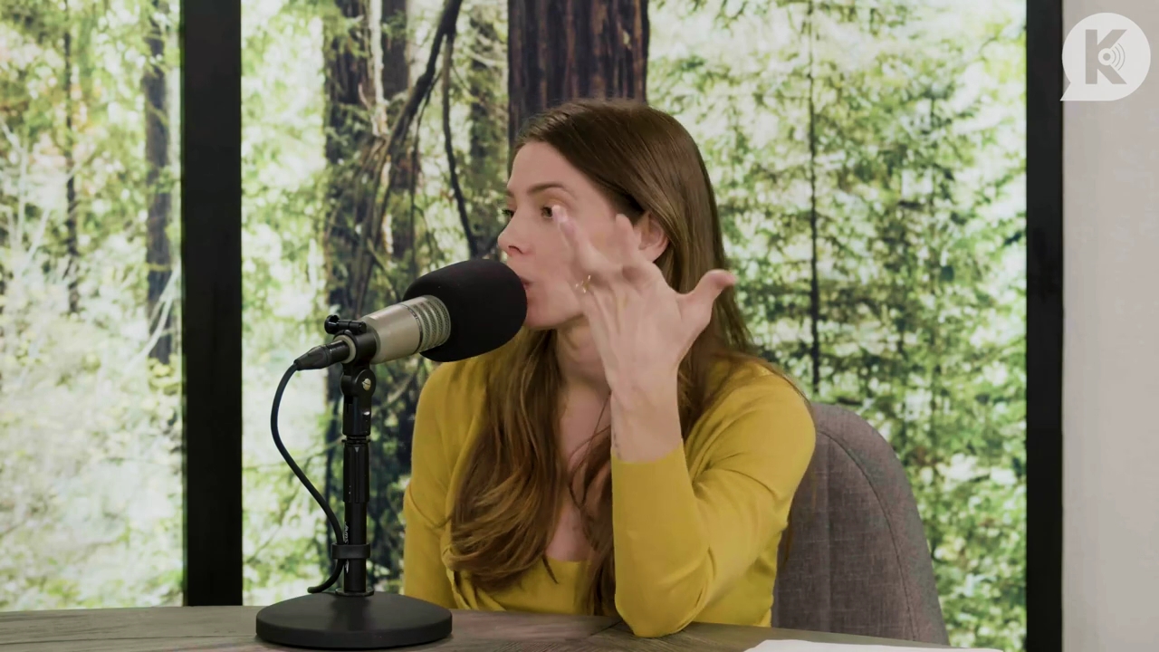 Ashley-Greene-dot-nl_TheTwilightEffect-Aflevering7NewMoonRewatchPart2of3-3638.jpg Ashley-Greene-dot-nl_TheTwilightEffect-Aflevering7NewMoonRewatchPart2of3-3638.jpg