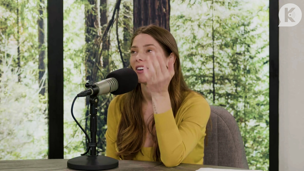 Ashley-Greene-dot-nl_TheTwilightEffect-Aflevering7NewMoonRewatchPart2of3-3644.jpg Ashley-Greene-dot-nl_TheTwilightEffect-Aflevering7NewMoonRewatchPart2of3-3644.jpg