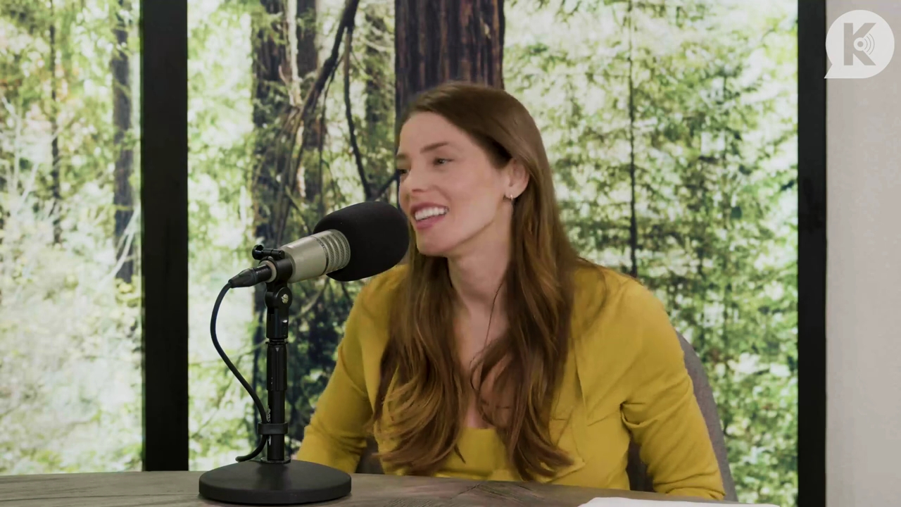 Ashley-Greene-dot-nl_TheTwilightEffect-Aflevering7NewMoonRewatchPart2of3-3679.jpg Ashley-Greene-dot-nl_TheTwilightEffect-Aflevering7NewMoonRewatchPart2of3-3679.jpg