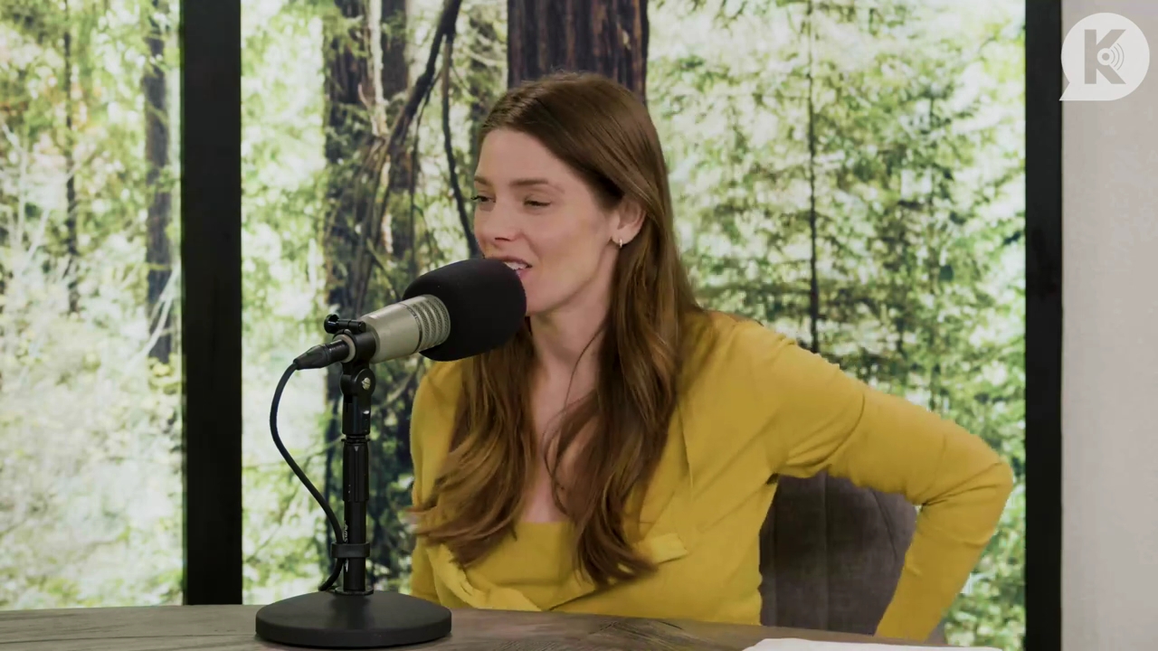 Ashley-Greene-dot-nl_TheTwilightEffect-Aflevering7NewMoonRewatchPart2of3-3681.jpg Ashley-Greene-dot-nl_TheTwilightEffect-Aflevering7NewMoonRewatchPart2of3-3681.jpg