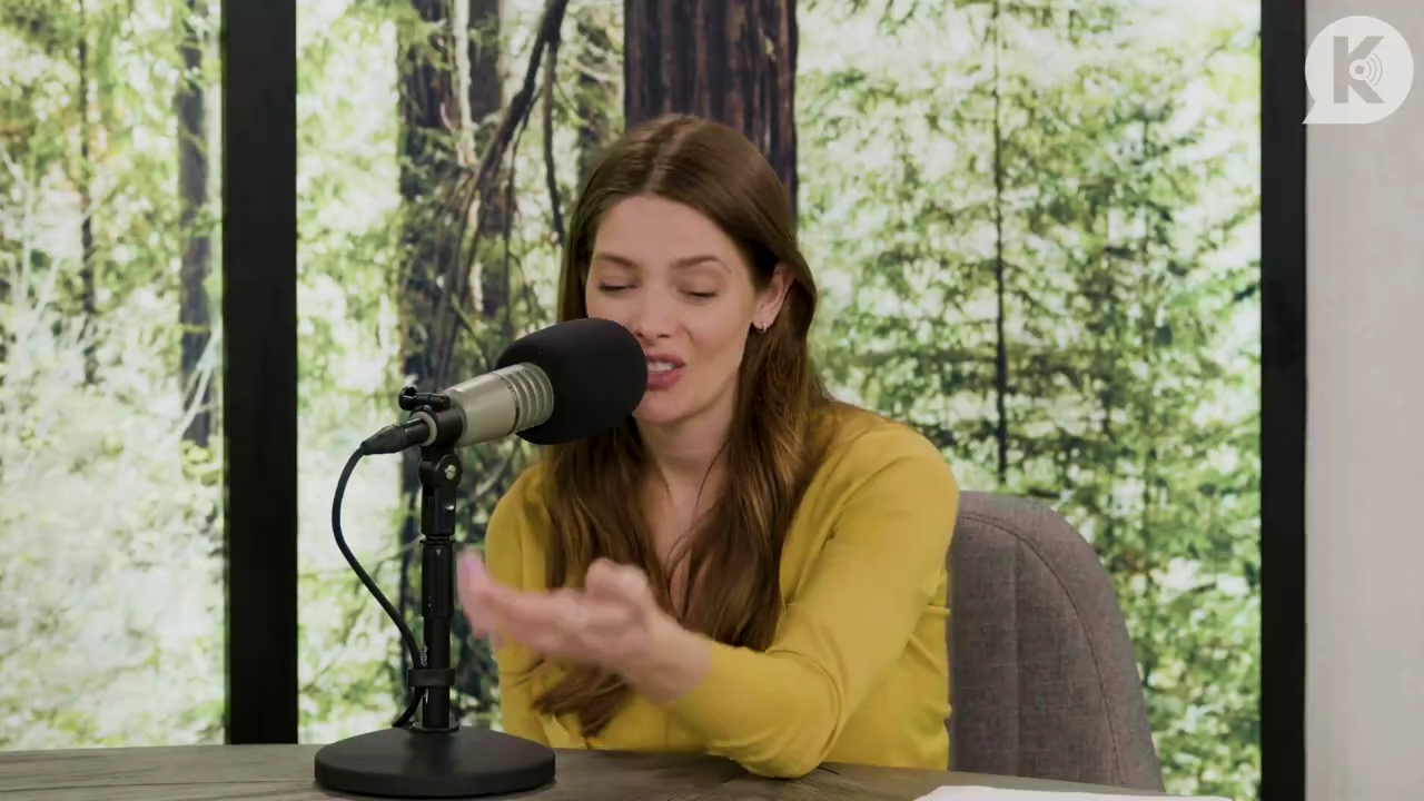 Ashley-Greene-dot-nl_TheTwilightEffect-Aflevering7NewMoonRewatchPart2of3-3722.jpg Ashley-Greene-dot-nl_TheTwilightEffect-Aflevering7NewMoonRewatchPart2of3-3722.jpg