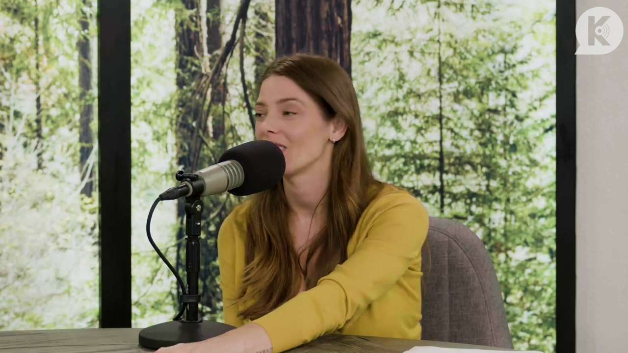 Ashley-Greene-dot-nl_TheTwilightEffect-Aflevering7NewMoonRewatchPart2of3-3724.jpg Ashley-Greene-dot-nl_TheTwilightEffect-Aflevering7NewMoonRewatchPart2of3-3724.jpg