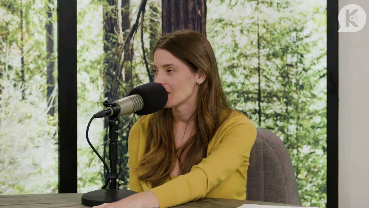 Ashley-Greene-dot-nl_TheTwilightEffect-Aflevering7NewMoonRewatchPart2of3-3734.jpg Ashley-Greene-dot-nl_TheTwilightEffect-Aflevering7NewMoonRewatchPart2of3-3734.jpg