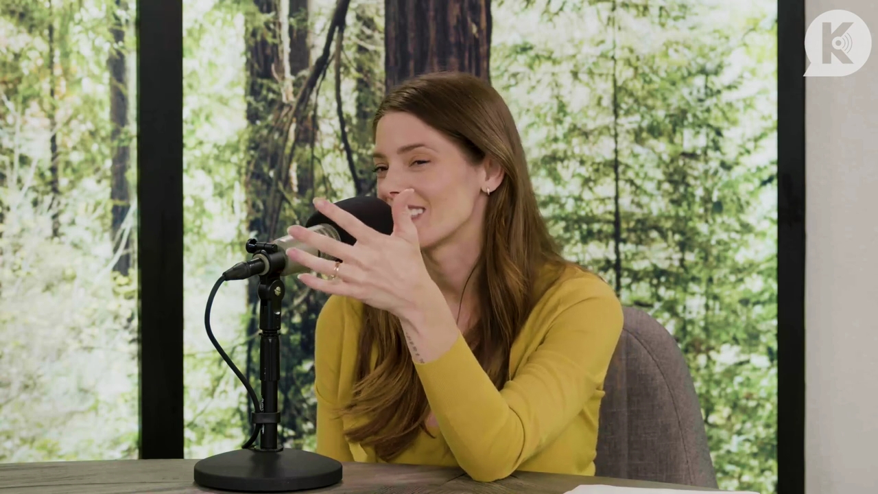 Ashley-Greene-dot-nl_TheTwilightEffect-Aflevering7NewMoonRewatchPart2of3-3744.jpg Ashley-Greene-dot-nl_TheTwilightEffect-Aflevering7NewMoonRewatchPart2of3-3744.jpg