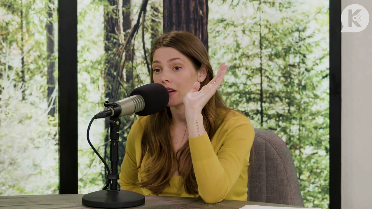 Ashley-Greene-dot-nl_TheTwilightEffect-Aflevering7NewMoonRewatchPart2of3-3766.jpg Ashley-Greene-dot-nl_TheTwilightEffect-Aflevering7NewMoonRewatchPart2of3-3766.jpg