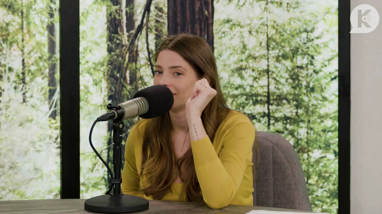 Ashley-Greene-dot-nl_TheTwilightEffect-Aflevering7NewMoonRewatchPart2of3-3772.jpg Ashley-Greene-dot-nl_TheTwilightEffect-Aflevering7NewMoonRewatchPart2of3-3772.jpg