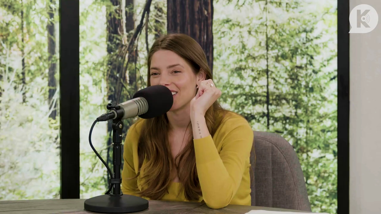 Ashley-Greene-dot-nl_TheTwilightEffect-Aflevering7NewMoonRewatchPart2of3-3774.jpg Ashley-Greene-dot-nl_TheTwilightEffect-Aflevering7NewMoonRewatchPart2of3-3774.jpg