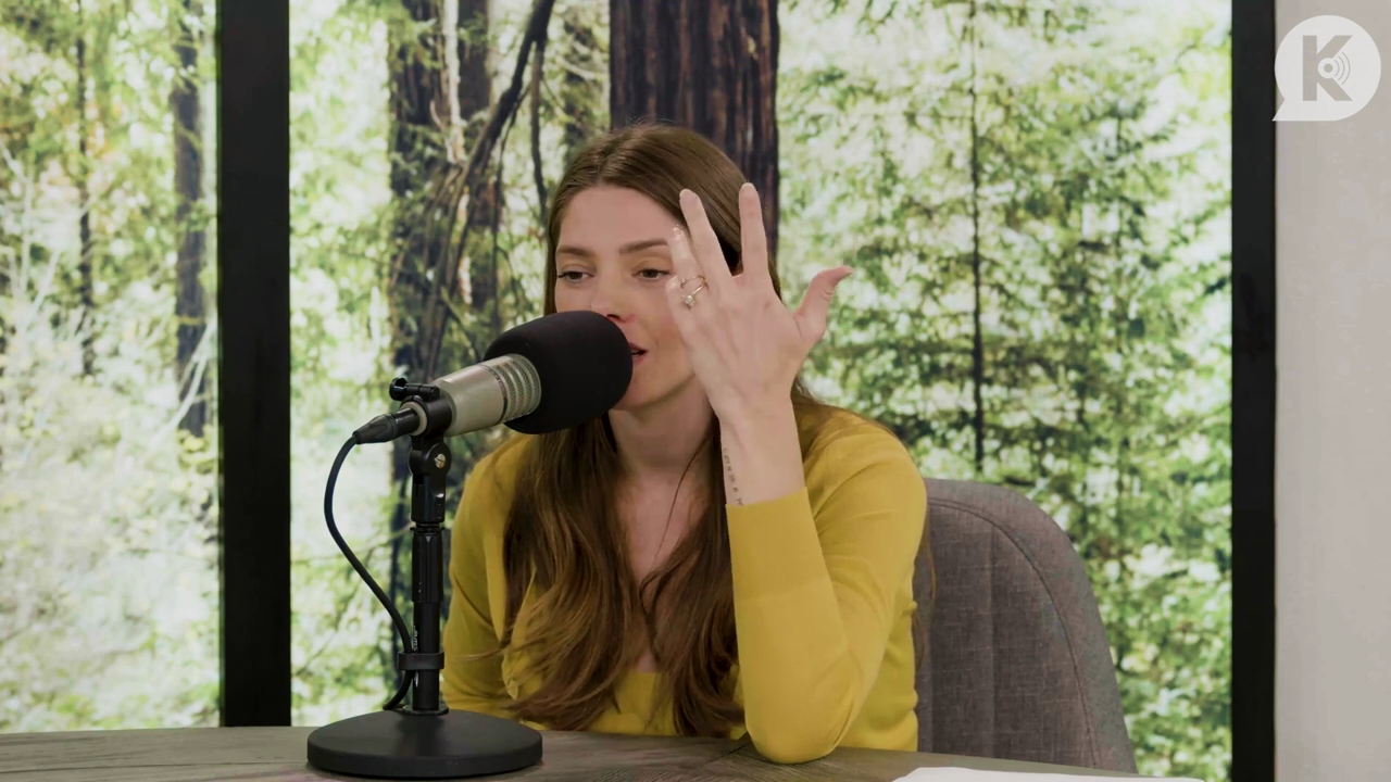 Ashley-Greene-dot-nl_TheTwilightEffect-Aflevering7NewMoonRewatchPart2of3-3779.jpg Ashley-Greene-dot-nl_TheTwilightEffect-Aflevering7NewMoonRewatchPart2of3-3779.jpg