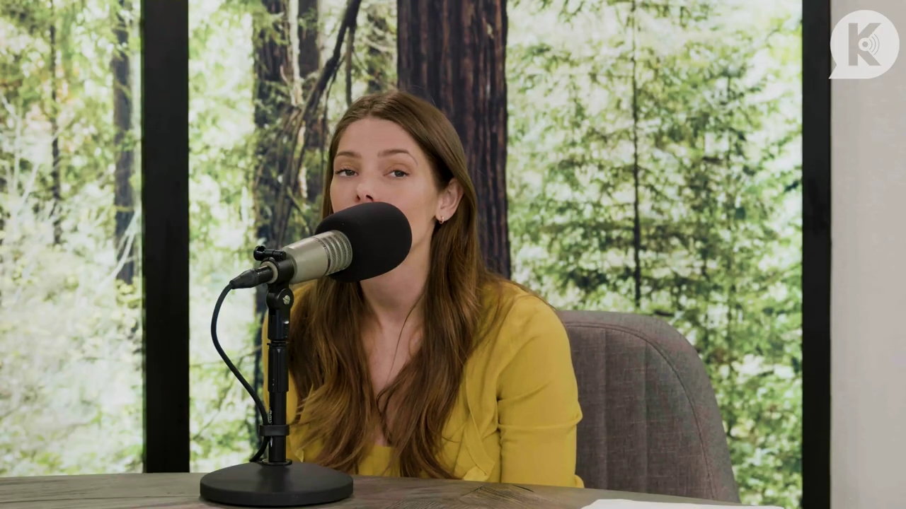 Ashley-Greene-dot-nl_TheTwilightEffect-Aflevering7NewMoonRewatchPart2of3-3810.jpg Ashley-Greene-dot-nl_TheTwilightEffect-Aflevering7NewMoonRewatchPart2of3-3810.jpg