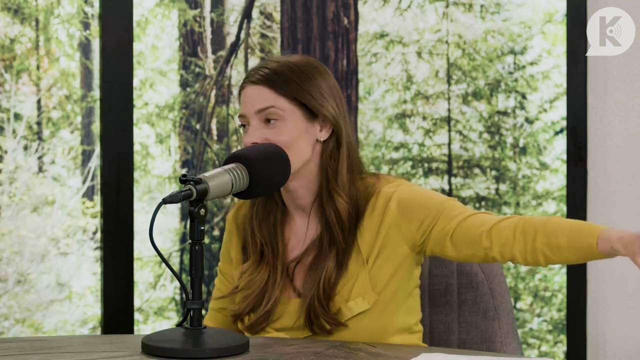 Ashley-Greene-dot-nl_TheTwilightEffect-Aflevering7NewMoonRewatchPart2of3-3827.jpg Ashley-Greene-dot-nl_TheTwilightEffect-Aflevering7NewMoonRewatchPart2of3-3827.jpg