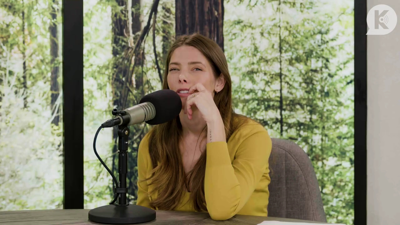 Ashley-Greene-dot-nl_TheTwilightEffect-Aflevering7NewMoonRewatchPart2of3-3944.jpg Ashley-Greene-dot-nl_TheTwilightEffect-Aflevering7NewMoonRewatchPart2of3-3944.jpg