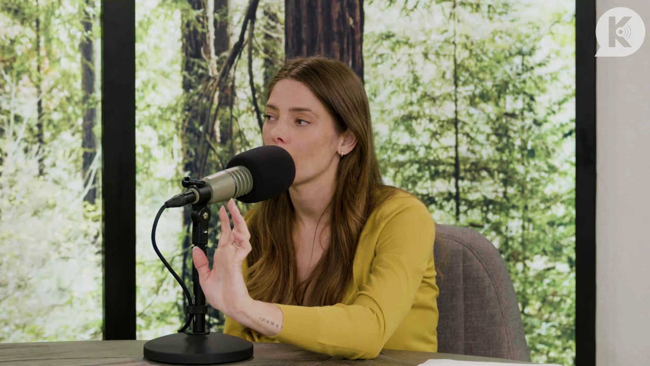 Ashley-Greene-dot-nl_TheTwilightEffect-Aflevering7NewMoonRewatchPart2of3-3957.jpg Ashley-Greene-dot-nl_TheTwilightEffect-Aflevering7NewMoonRewatchPart2of3-3957.jpg