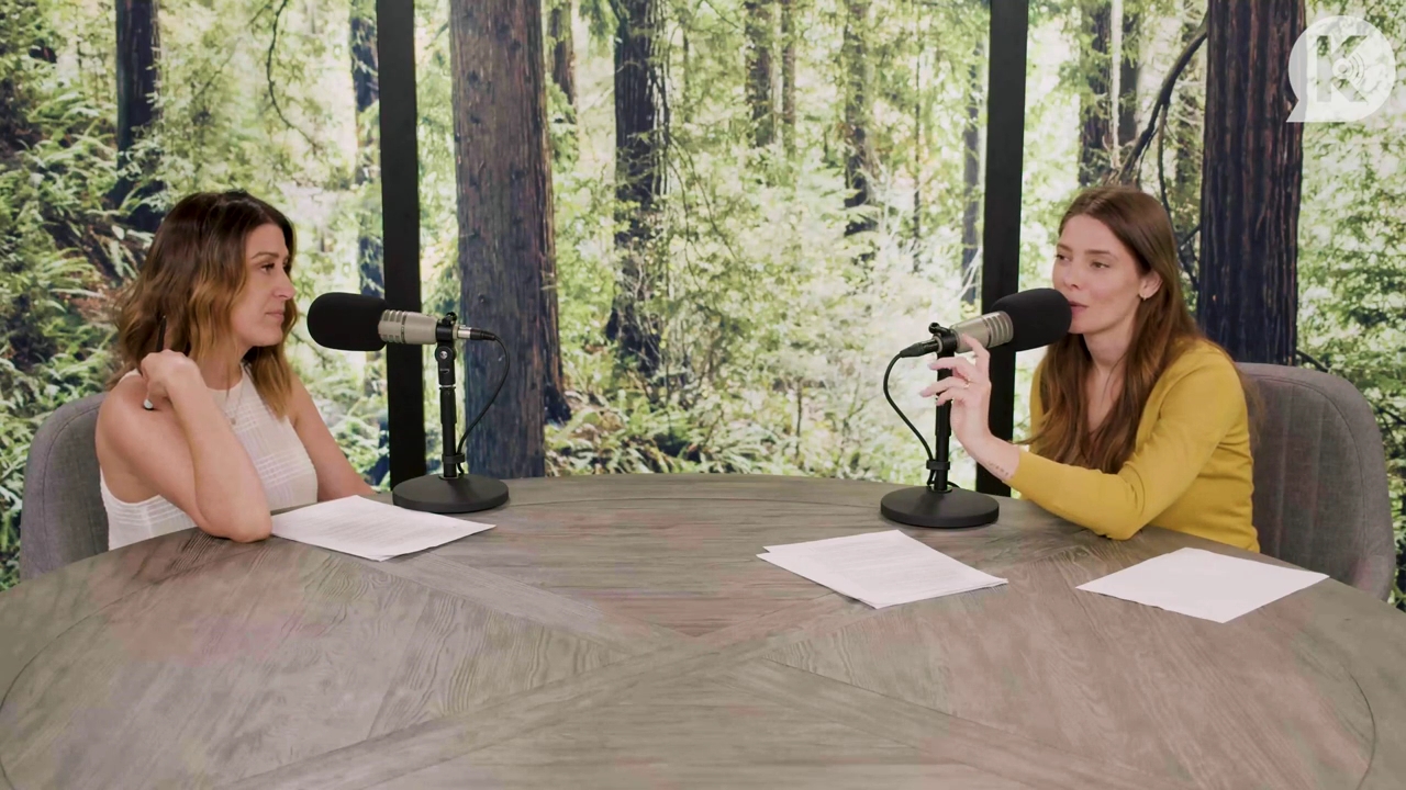 Ashley-Greene-dot-nl_TheTwilightEffect-Aflevering7NewMoonRewatchPart2of3-3966.jpg Ashley-Greene-dot-nl_TheTwilightEffect-Aflevering7NewMoonRewatchPart2of3-3966.jpg