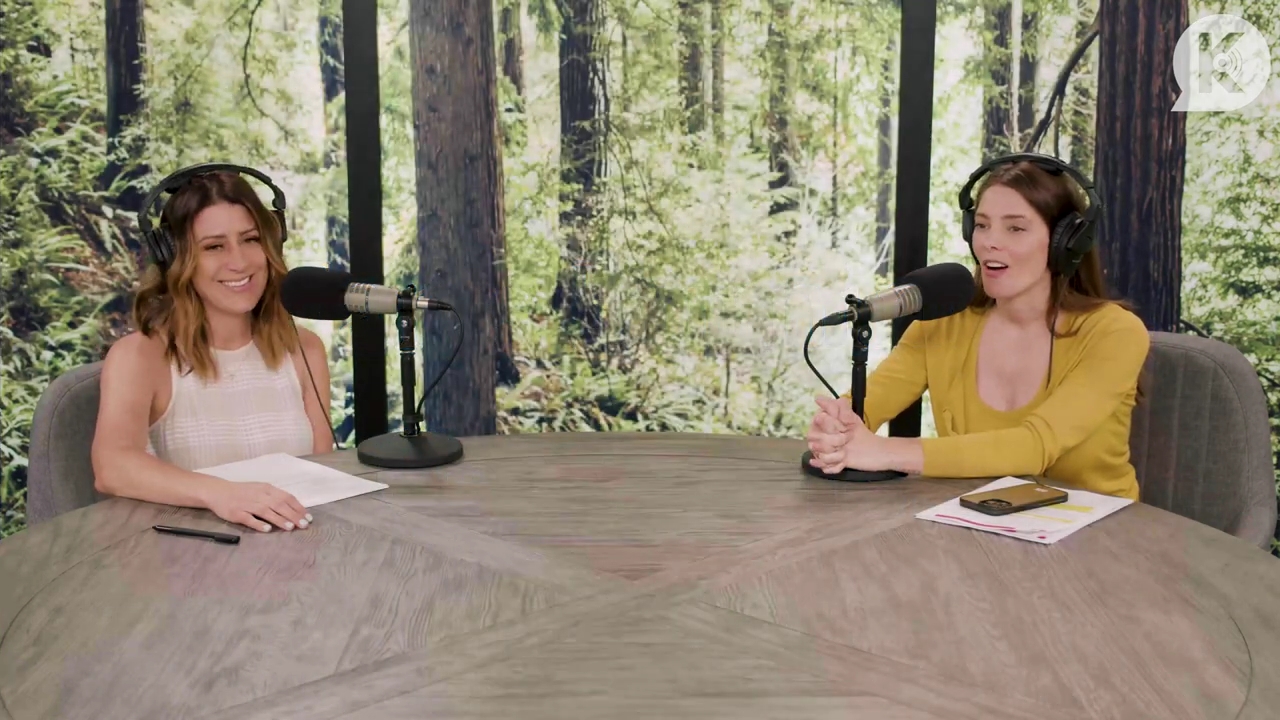 Ashley-Greene-dot-nl_TheTwilightEffect-Aflevering7NewMoonRewatchPart2of3-4013.jpg Ashley-Greene-dot-nl_TheTwilightEffect-Aflevering7NewMoonRewatchPart2of3-4013.jpg