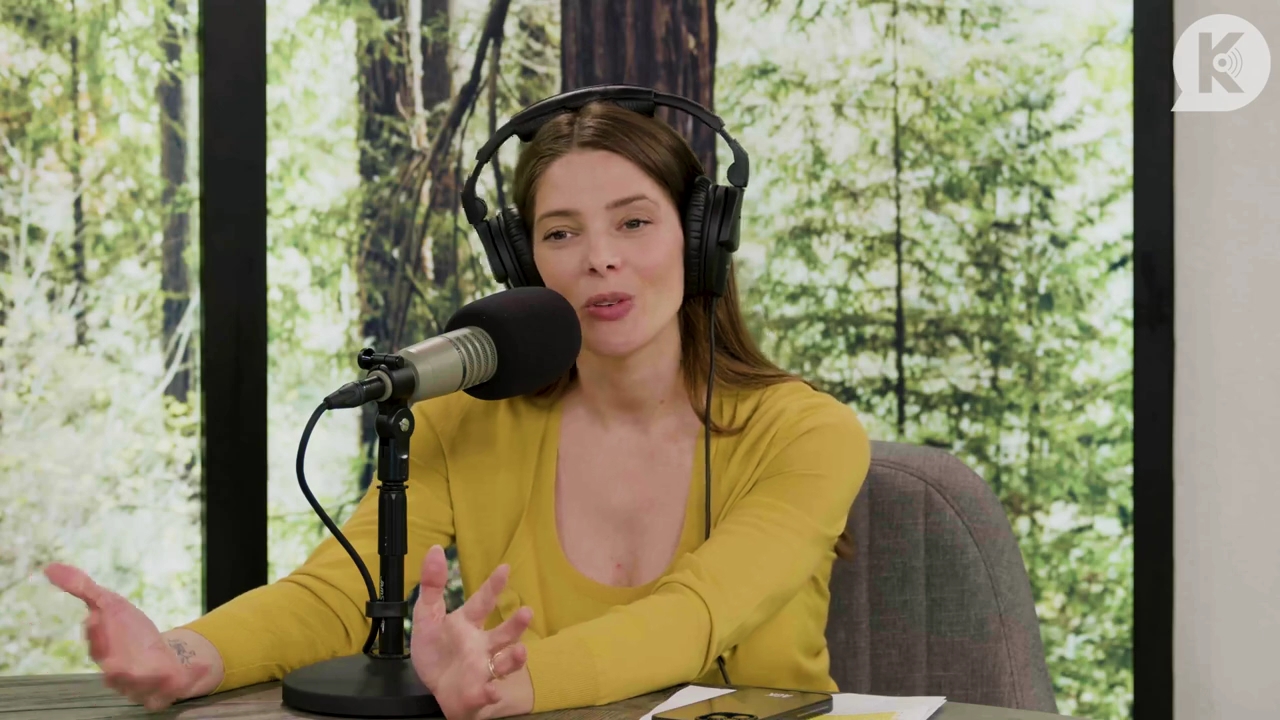 Ashley-Greene-dot-nl_TheTwilightEffect-Aflevering7NewMoonRewatchPart2of3-4031.jpg Ashley-Greene-dot-nl_TheTwilightEffect-Aflevering7NewMoonRewatchPart2of3-4031.jpg