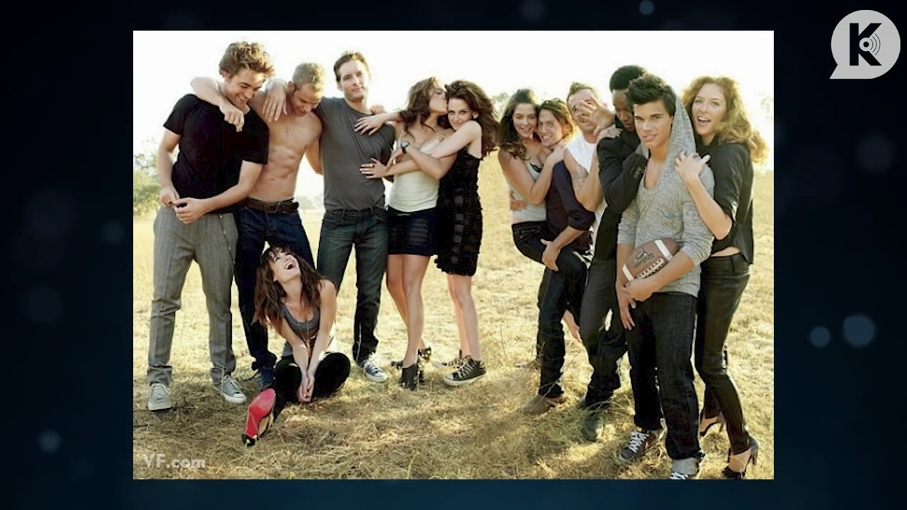 Ashley-Greene-dot-nl_TheTwilightEffect-Aflevering7NewMoonRewatchPart2of3-4215.jpg Ashley-Greene-dot-nl_TheTwilightEffect-Aflevering7NewMoonRewatchPart2of3-4215.jpg