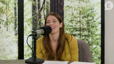 Ashley-Greene-dot-nl_TheTwilightEffect-Aflevering7NewMoonRewatchPart2of3-1752.jpg