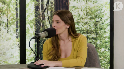 Ashley-Greene-dot-nl_TheTwilightEffect-Aflevering7NewMoonRewatchPart2of3-2380.jpg