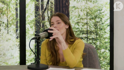 Ashley-Greene-dot-nl_TheTwilightEffect-Aflevering7NewMoonRewatchPart2of3-2400.jpg