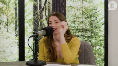 Ashley-Greene-dot-nl_TheTwilightEffect-Aflevering7NewMoonRewatchPart2of3-2401.jpg