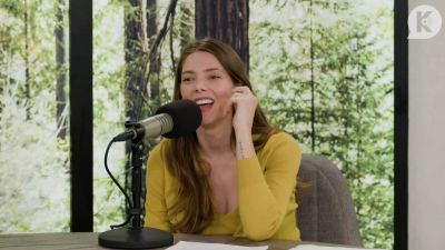 Ashley-Greene-dot-nl_TheTwilightEffect-Aflevering7NewMoonRewatchPart2of3-2413.jpg