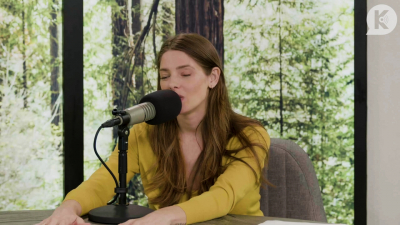 Ashley-Greene-dot-nl_TheTwilightEffect-Aflevering7NewMoonRewatchPart2of3-2737.jpg