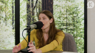 Ashley-Greene-dot-nl_TheTwilightEffect-Aflevering7NewMoonRewatchPart2of3-2809.jpg