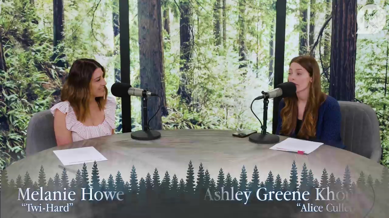 Ashley-Greene-dot-nl_TheTwilightEffectPostcast-Aflevering9NewMoonRewatchPart3of3-0011.jpg Ashley-Greene-dot-nl_TheTwilightEffectPostcast-Aflevering9NewMoonRewatchPart3of3-0011.jpg