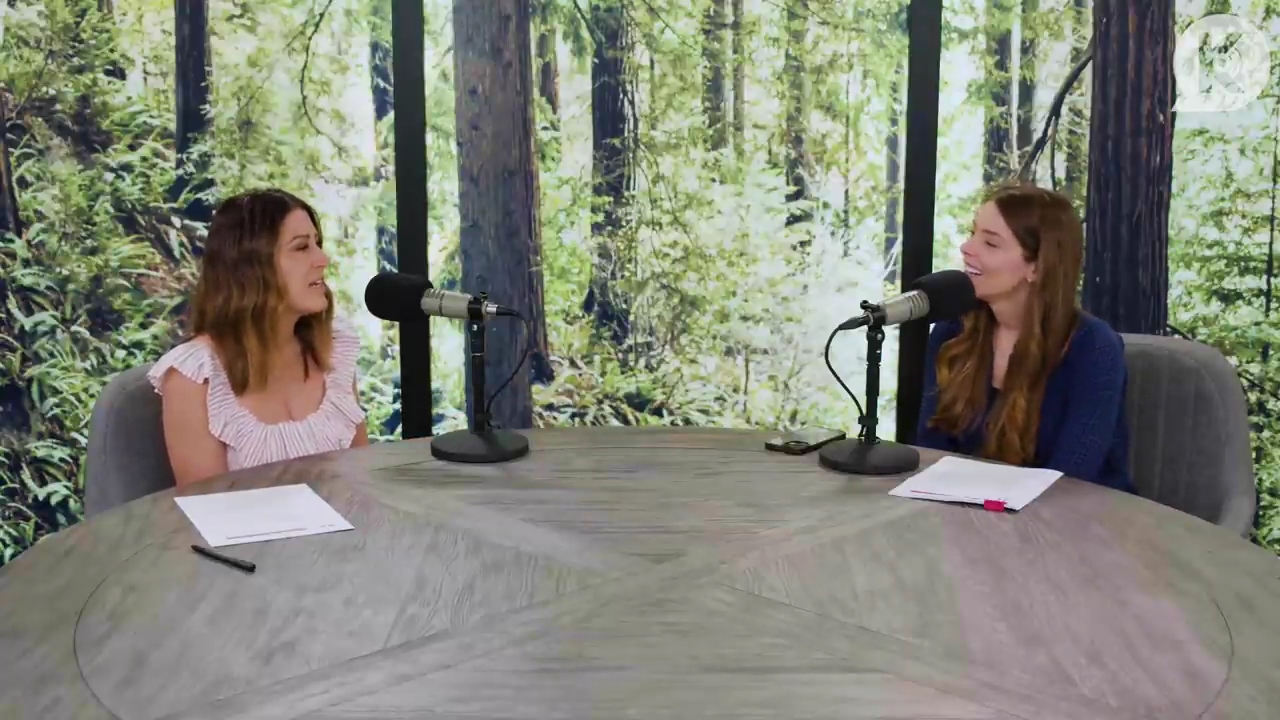 Ashley-Greene-dot-nl_TheTwilightEffectPostcast-Aflevering9NewMoonRewatchPart3of3-0093.jpg Ashley-Greene-dot-nl_TheTwilightEffectPostcast-Aflevering9NewMoonRewatchPart3of3-0093.jpg