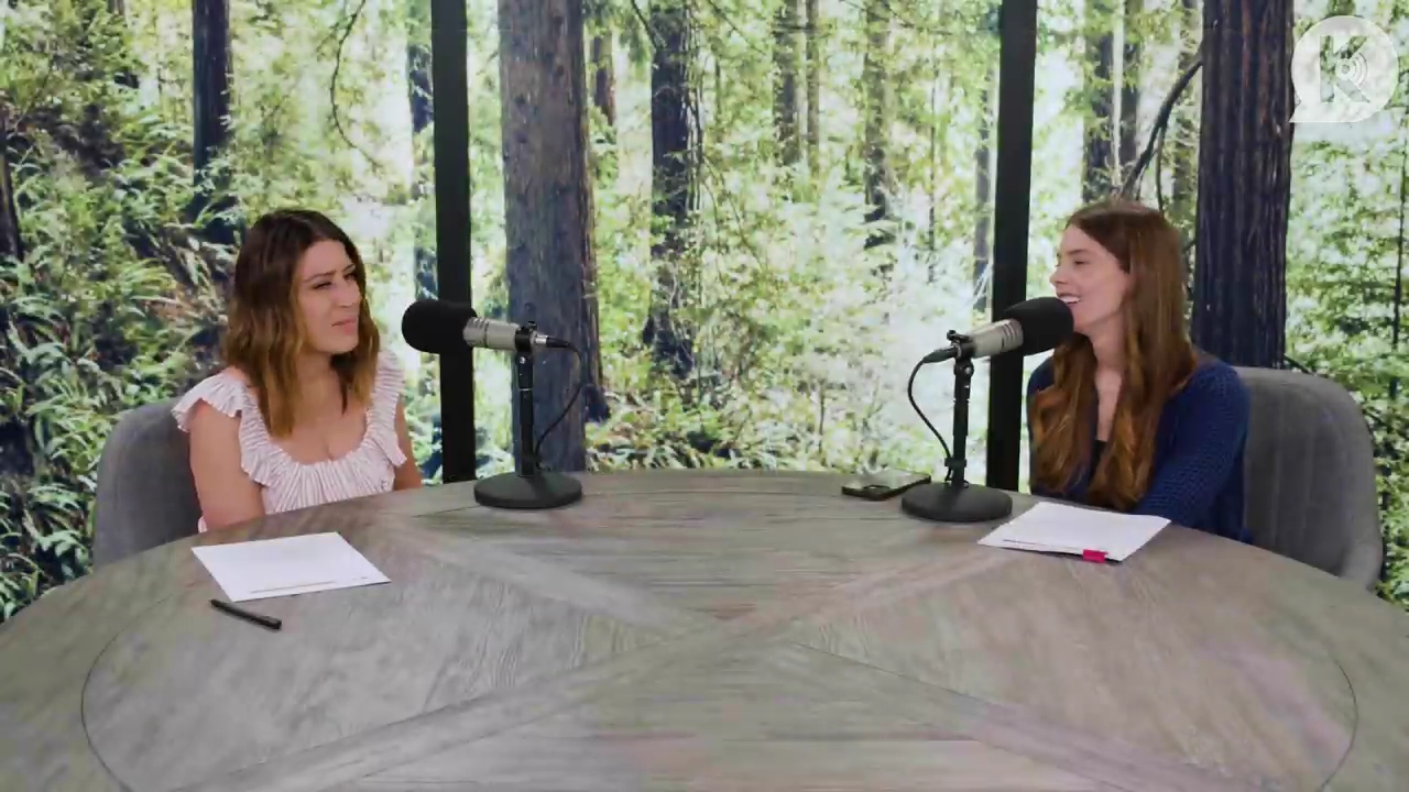 Ashley-Greene-dot-nl_TheTwilightEffectPostcast-Aflevering9NewMoonRewatchPart3of3-0123.jpg Ashley-Greene-dot-nl_TheTwilightEffectPostcast-Aflevering9NewMoonRewatchPart3of3-0123.jpg