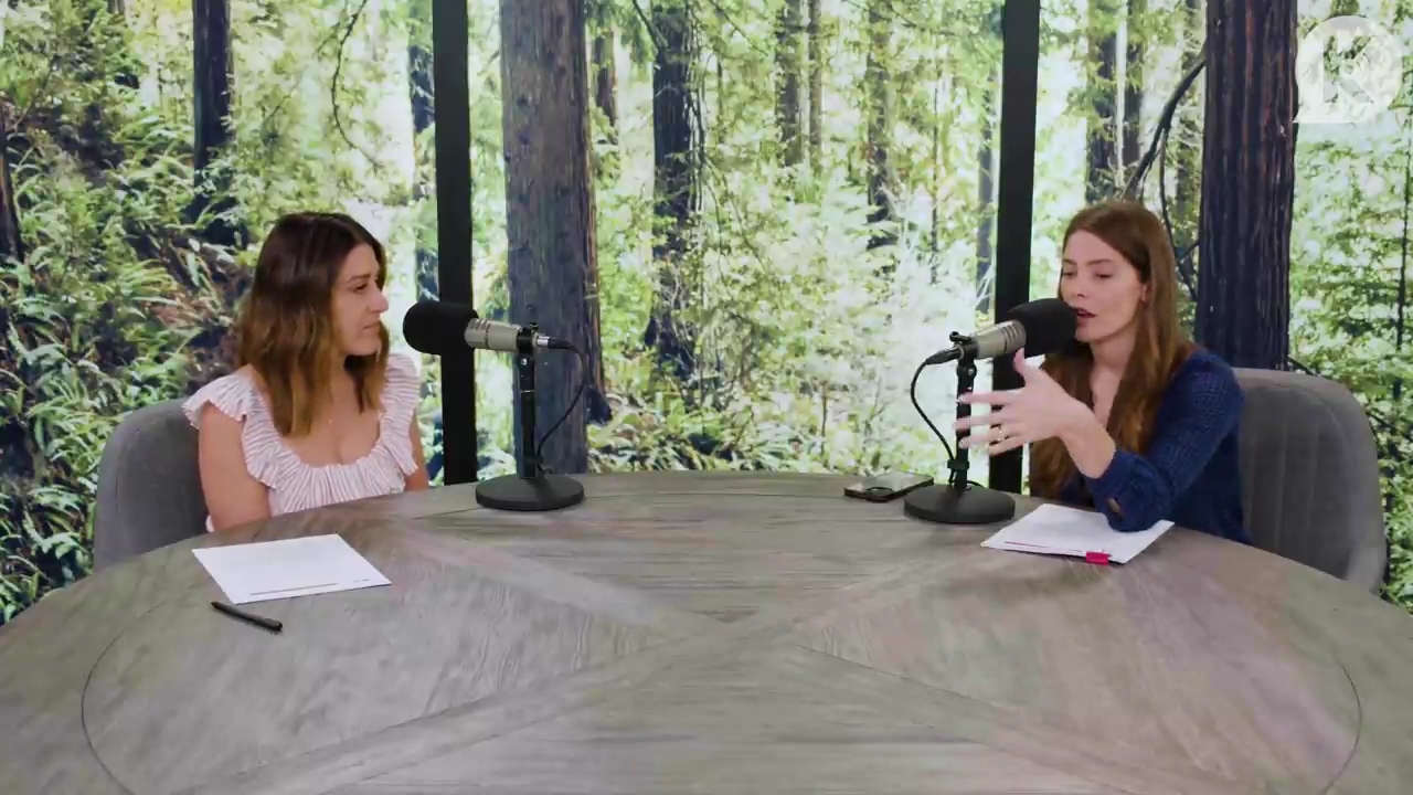 Ashley-Greene-dot-nl_TheTwilightEffectPostcast-Aflevering9NewMoonRewatchPart3of3-0153.jpg Ashley-Greene-dot-nl_TheTwilightEffectPostcast-Aflevering9NewMoonRewatchPart3of3-0153.jpg