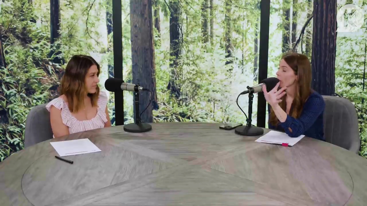 Ashley-Greene-dot-nl_TheTwilightEffectPostcast-Aflevering9NewMoonRewatchPart3of3-0157.jpg Ashley-Greene-dot-nl_TheTwilightEffectPostcast-Aflevering9NewMoonRewatchPart3of3-0157.jpg