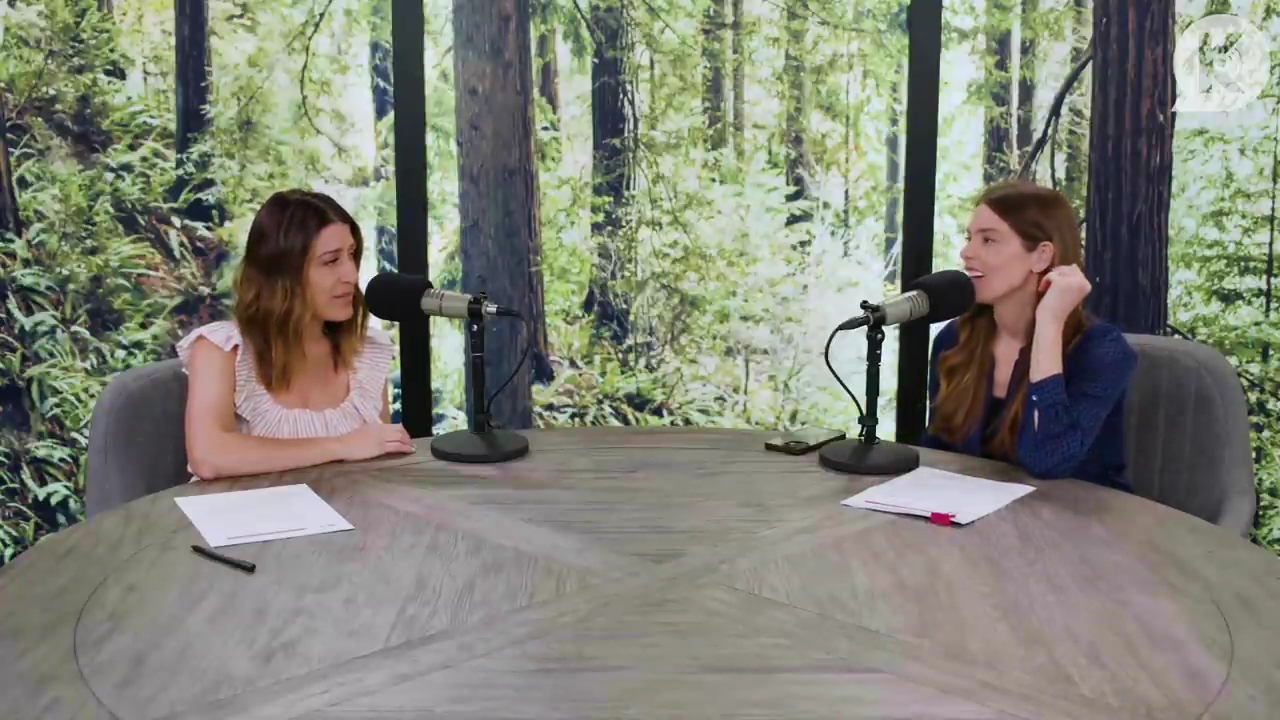 Ashley-Greene-dot-nl_TheTwilightEffectPostcast-Aflevering9NewMoonRewatchPart3of3-0264.jpg Ashley-Greene-dot-nl_TheTwilightEffectPostcast-Aflevering9NewMoonRewatchPart3of3-0264.jpg