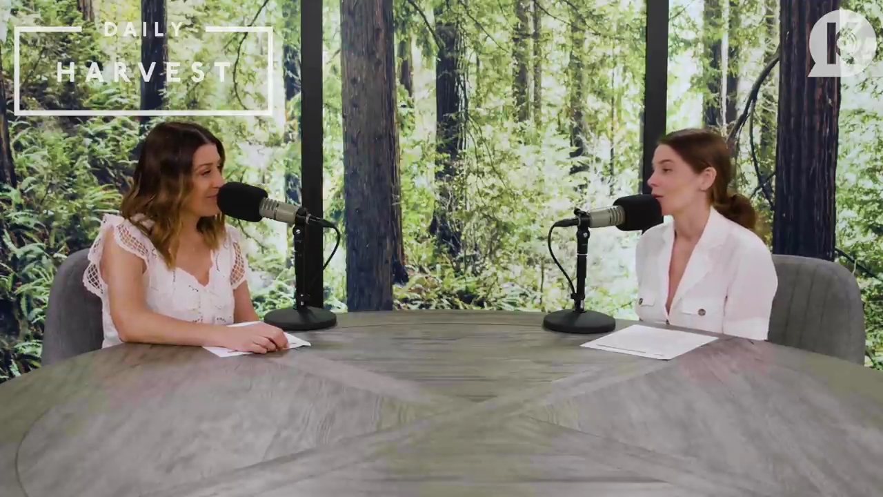 Ashley-Greene-dot-nl_TheTwilightEffectPostcast-Aflevering9NewMoonRewatchPart3of3-0279.jpg Ashley-Greene-dot-nl_TheTwilightEffectPostcast-Aflevering9NewMoonRewatchPart3of3-0279.jpg