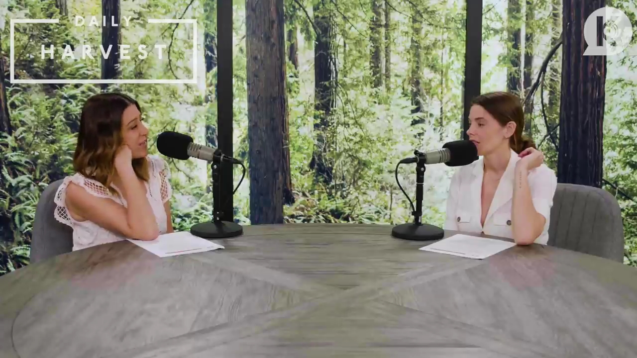 Ashley-Greene-dot-nl_TheTwilightEffectPostcast-Aflevering9NewMoonRewatchPart3of3-0369.jpg Ashley-Greene-dot-nl_TheTwilightEffectPostcast-Aflevering9NewMoonRewatchPart3of3-0369.jpg