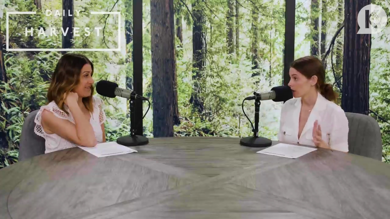 Ashley-Greene-dot-nl_TheTwilightEffectPostcast-Aflevering9NewMoonRewatchPart3of3-0375.jpg Ashley-Greene-dot-nl_TheTwilightEffectPostcast-Aflevering9NewMoonRewatchPart3of3-0375.jpg