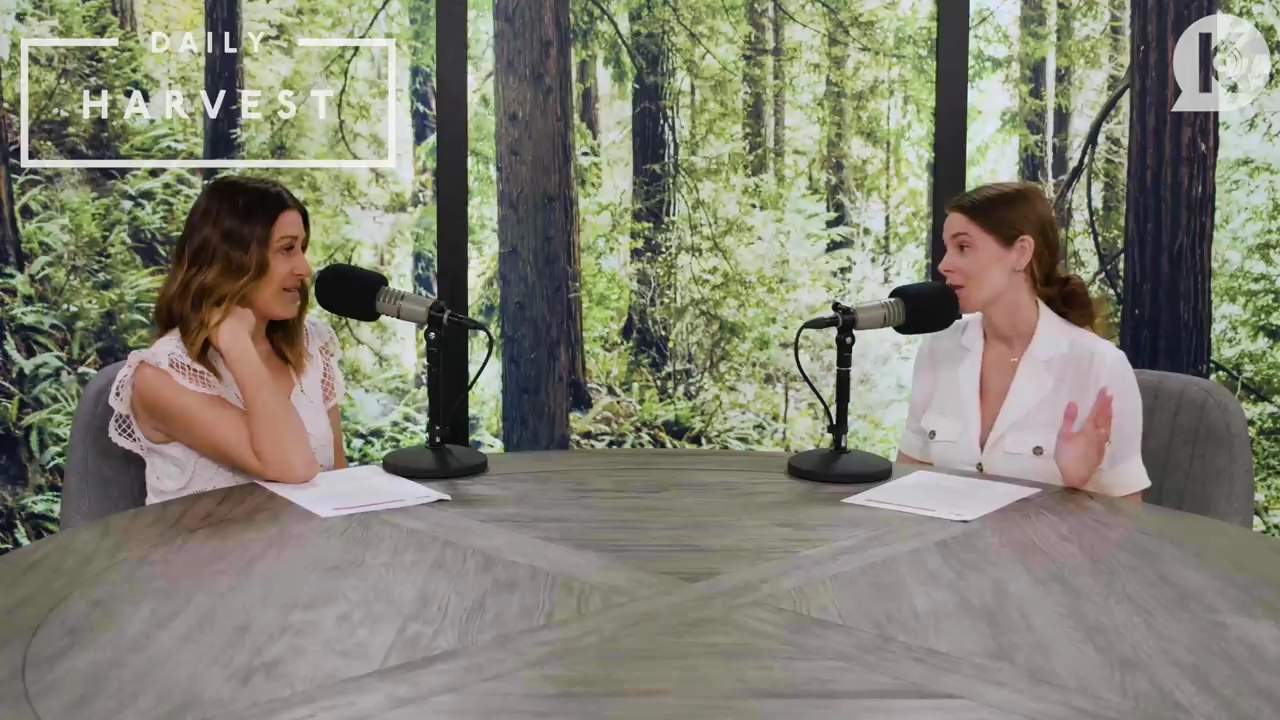 Ashley-Greene-dot-nl_TheTwilightEffectPostcast-Aflevering9NewMoonRewatchPart3of3-0383.jpg Ashley-Greene-dot-nl_TheTwilightEffectPostcast-Aflevering9NewMoonRewatchPart3of3-0383.jpg