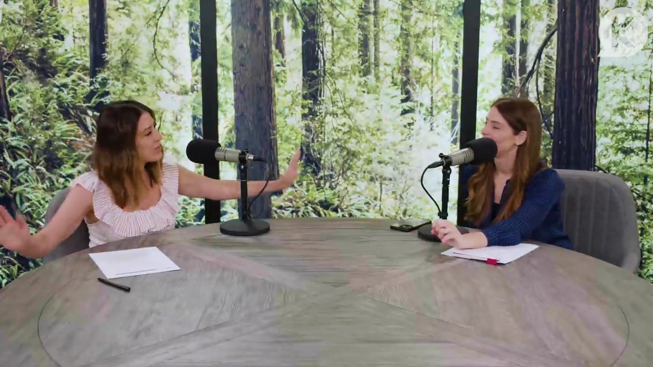 Ashley-Greene-dot-nl_TheTwilightEffectPostcast-Aflevering9NewMoonRewatchPart3of3-0491.jpg Ashley-Greene-dot-nl_TheTwilightEffectPostcast-Aflevering9NewMoonRewatchPart3of3-0491.jpg