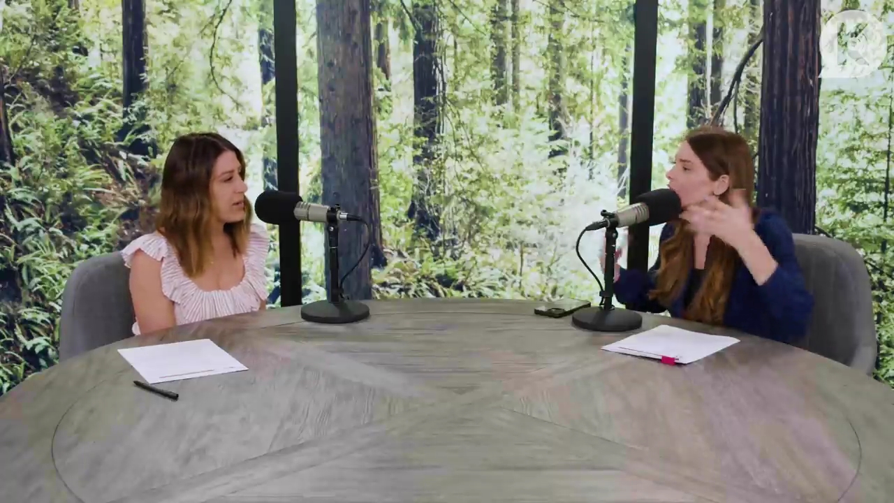 Ashley-Greene-dot-nl_TheTwilightEffectPostcast-Aflevering9NewMoonRewatchPart3of3-0566.jpg Ashley-Greene-dot-nl_TheTwilightEffectPostcast-Aflevering9NewMoonRewatchPart3of3-0566.jpg