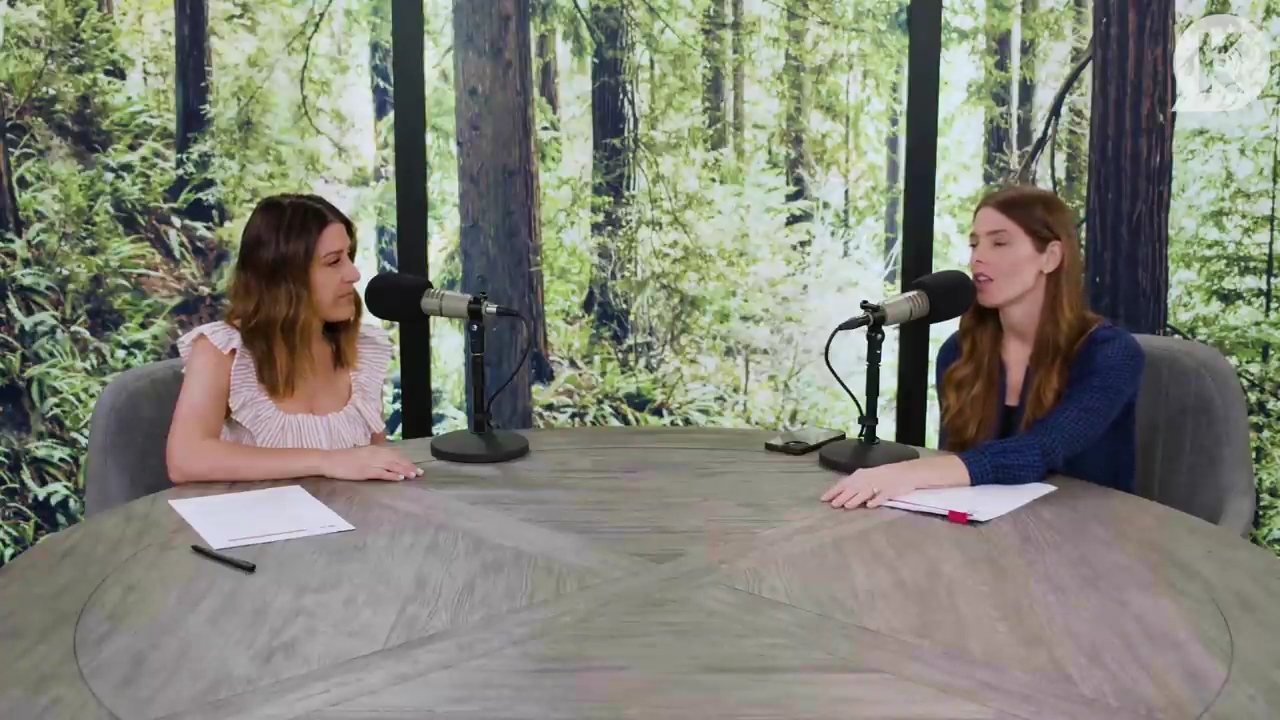 Ashley-Greene-dot-nl_TheTwilightEffectPostcast-Aflevering9NewMoonRewatchPart3of3-0660.jpg Ashley-Greene-dot-nl_TheTwilightEffectPostcast-Aflevering9NewMoonRewatchPart3of3-0660.jpg