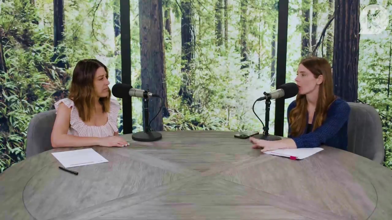 Ashley-Greene-dot-nl_TheTwilightEffectPostcast-Aflevering9NewMoonRewatchPart3of3-0665.jpg Ashley-Greene-dot-nl_TheTwilightEffectPostcast-Aflevering9NewMoonRewatchPart3of3-0665.jpg